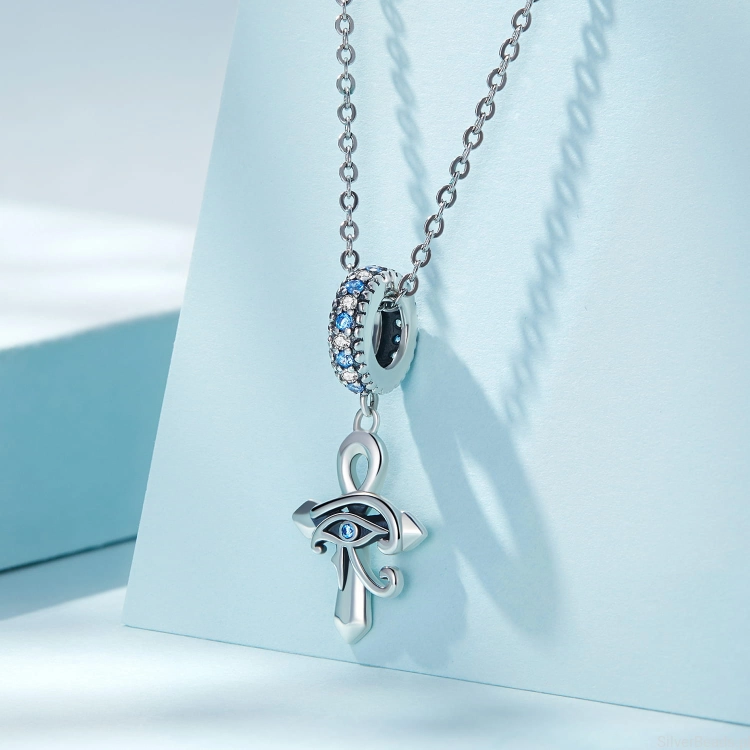 Charms Oko Horusa na łańcuszku naszyjnika G432.jpg