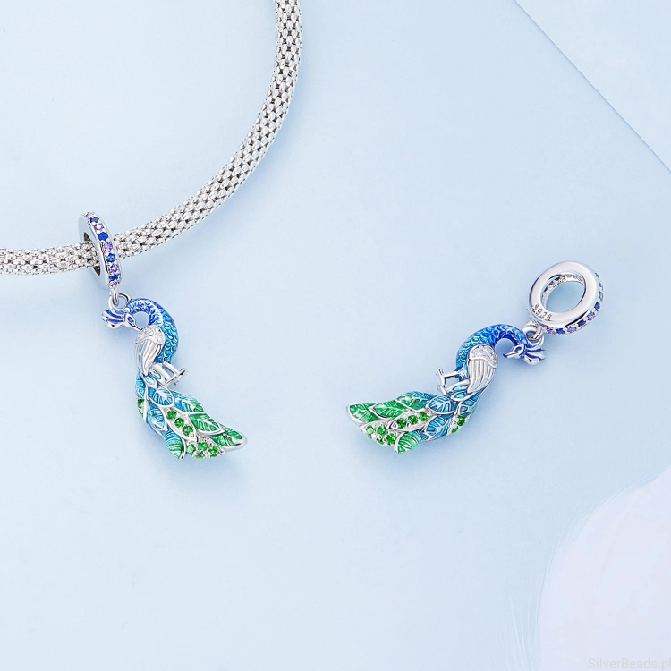 Piękny kolorowy Paw charms srebro 925 G469.jpg