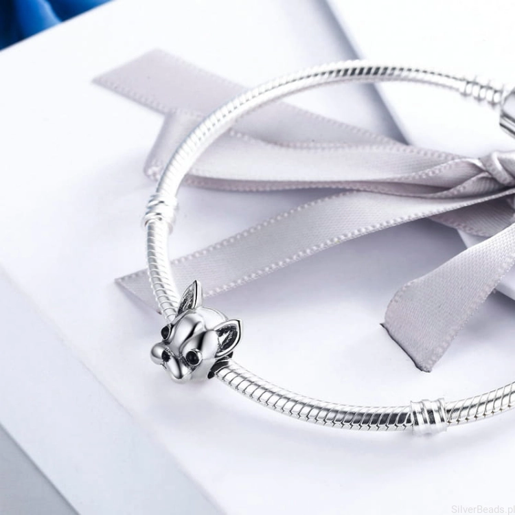 pies charms beads d985.jpg