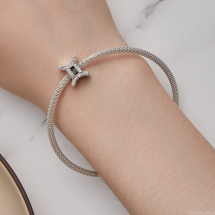 Uniwersalny srebrny charms zodiak Bliźnięta pasujący do Pandora SilverBeads Apart Yes Kuru i innych bransoletek modułowych G667