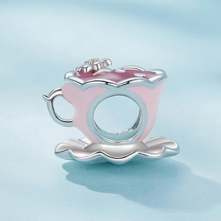 Charms ze srebra próby 925 Filiżanka kawy ozdobiona różową emalią G748