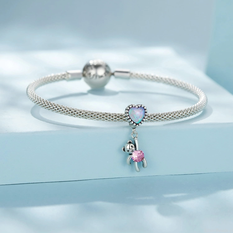 Charms srebro 925 Miś z różowym kryształem trzymający się opalizującego serca koralik do bransoletki modułowej charms