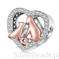 Srebrny koralik charms Serce z pozłacanymi kotkami otoczonymi kryształkami