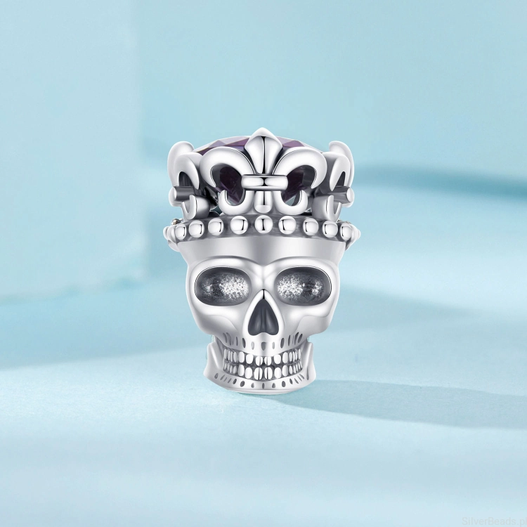 Charms ze srebra próby 925 Czaszka z koroną