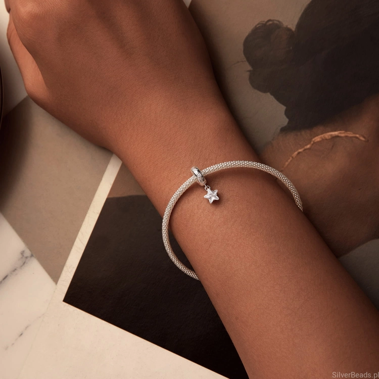 Uniwersalny charms gwiazdka do bransoletek modułowych Pandora, Apart, Yes, Kruk i innych.