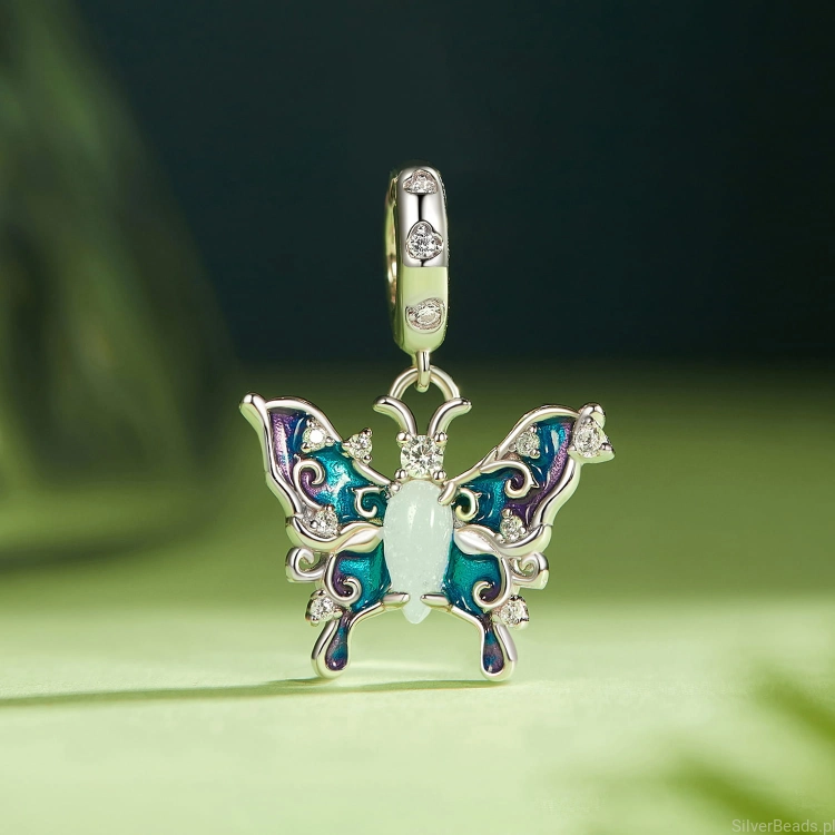 srebrny charms próba 925 Motylek świecący w ciemności