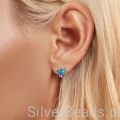 srebrne kolczyki sztyfty z niebieskim kryształem
