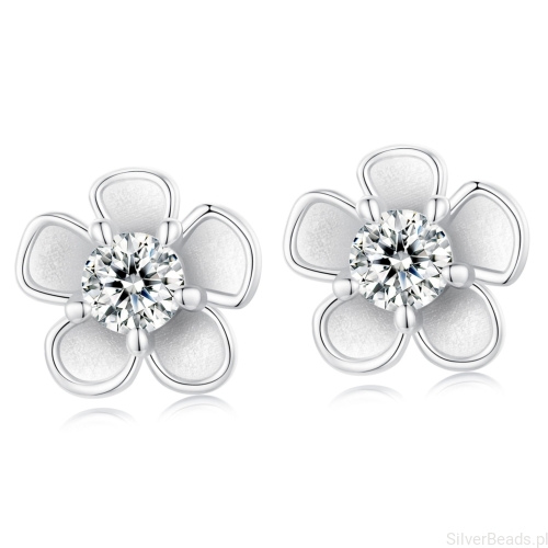 Srebrne kwiaty kolczyki sztyfty Moissanity 0,1  ct srebro 925