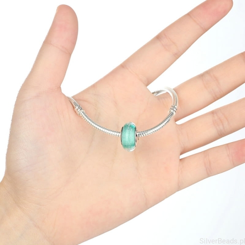 szklany charms pandora