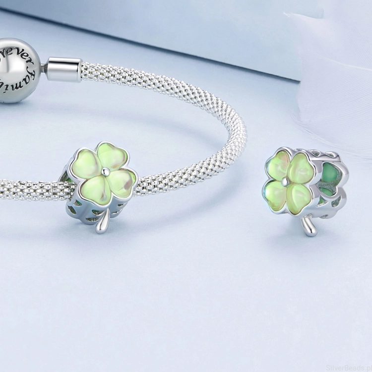 Uniwersalny charms koniczynka do bransoletek modułowych Pandora, Apart, Yes, Kruk i innych.