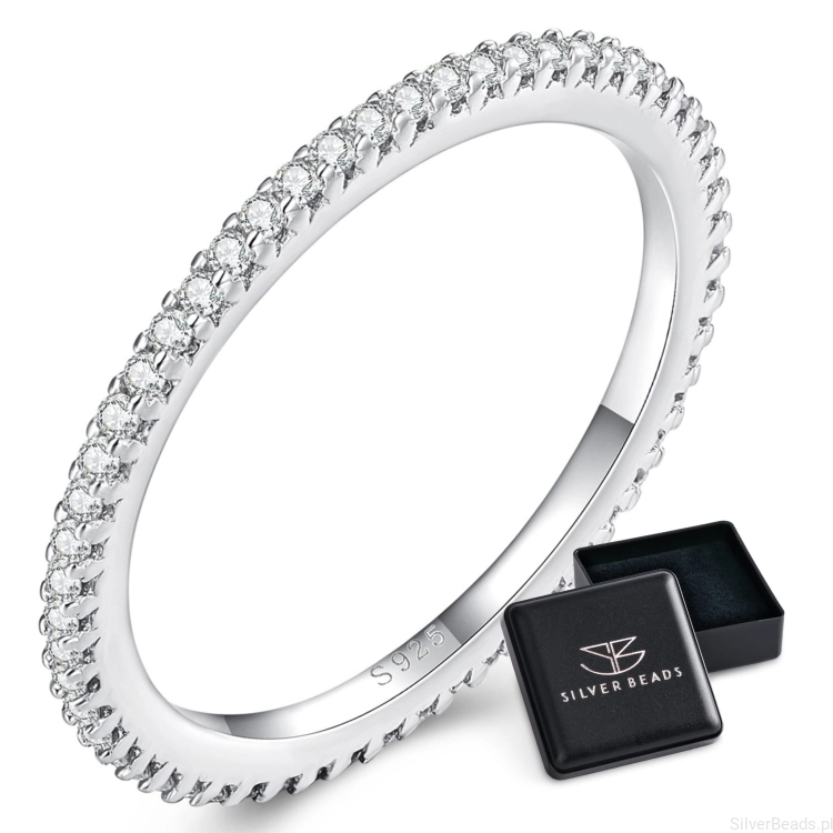 Eleganckie prezentowe pudełeczko gratis do srebrnego pierścionka  z wieloma Moissanitami 0,005 ct