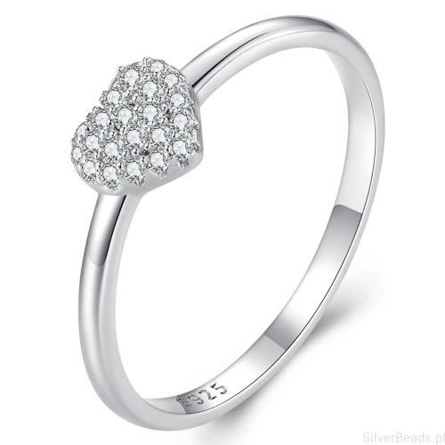 Srebrny pierścionek serce z Moissanitów 0,005 ct srebro 925
