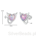 Wymiary wielkość srebrnych kolczyków. Srebrne kolczyki serca z rogami z opalizujących kryształów