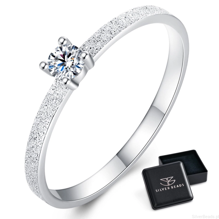 Eleganckie prezentowe pudełeczko gratis. Pierścionki  z Moissanitem 0,1 ct i brokatem