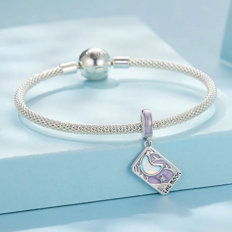 Srebrna zawieszka charms Karta Tarota  księżyc