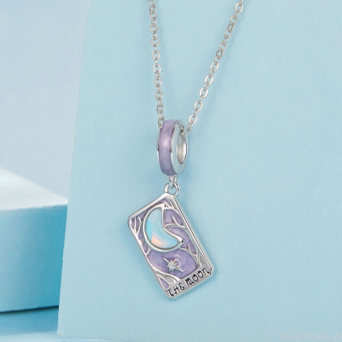 Charms ze srebra próby 925 Karta Tarota  księżyc