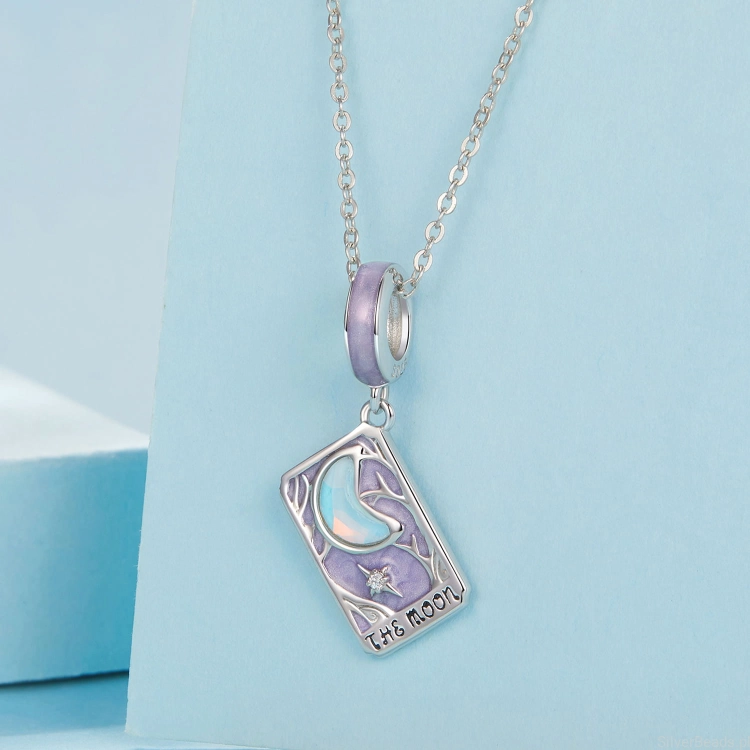 Charms ze srebra próby 925 Karta Tarota  księżyc