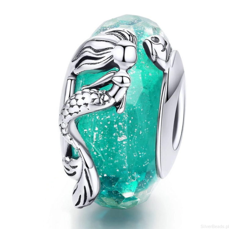 Zielony szklany charms ze srebrnymi syrenkami srebro 925 beads