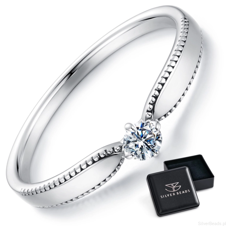 Eleganckie prezentowe pudełeczko gratis. Pierścionki moissanit 0,1 ct srebro 925