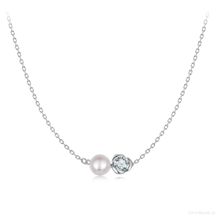 Srebrny naszyjnik zawieszka perła i różyczka z Moissanitem 0,5 ct srebro 925