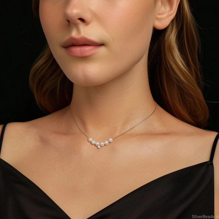 elegancki naszyjnik z perłami i Moissanitem 0,1 ct
