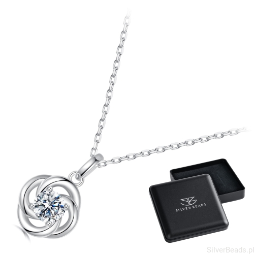 Eleganckie prezentowe pudełeczko gratis do srebrnego naszyjnika zawieszka koniczynka z Moissanitem 0,5 ct