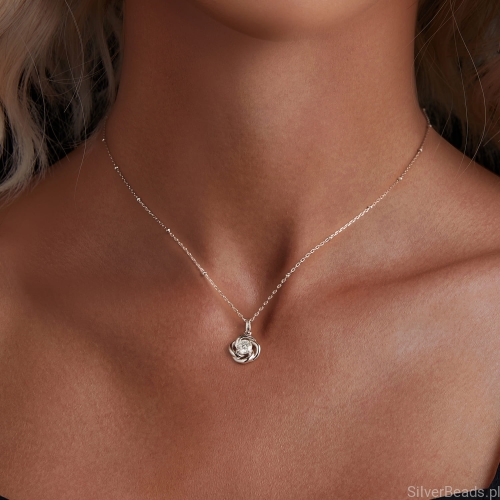 srebrny naszyjnik na prezent koniczynka z Moissanitem 0,5 ct