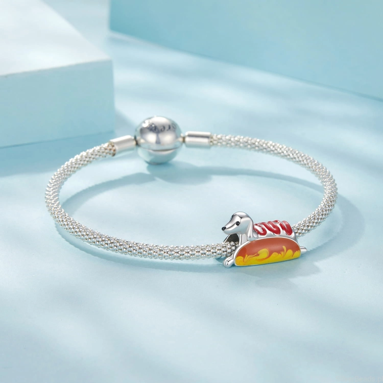 Srebrna modułowa bransoletka typu Pandora i charms jamnik hot dog