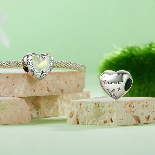 srebrny charms próba 925 serce z opalizującym motylkiem