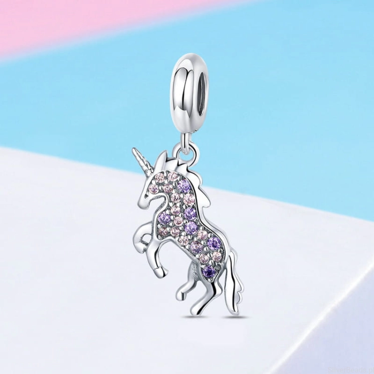 Charms ze srebra próby 925 kryształowy jednorożec