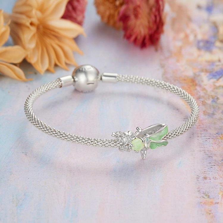 Srebrna modułowa bransoletka typu Pandora i charms zielona ważka z różami