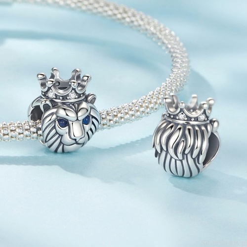 srebrny charms próba 925 lew z koroną