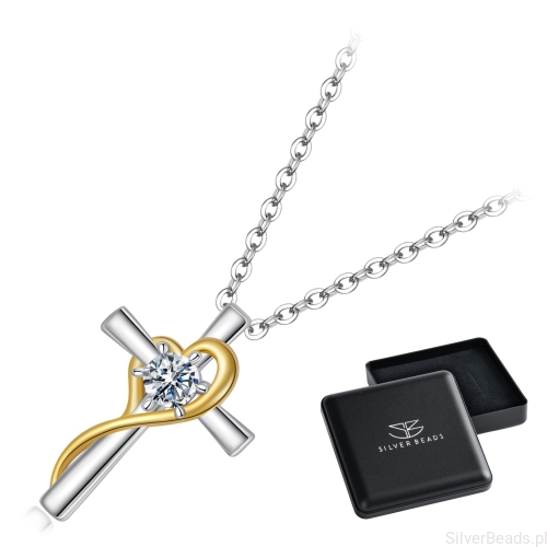 Eleganckie prezentowe pudełeczko gratis do srebrnego naszyjnika krzyżyk i pozłacane serce Moissanit 0,2 ct