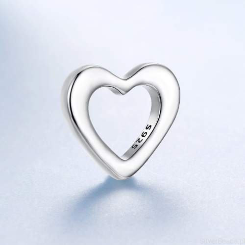 minimalistyczny charms ze srebra próby 925 SERDUSZKO