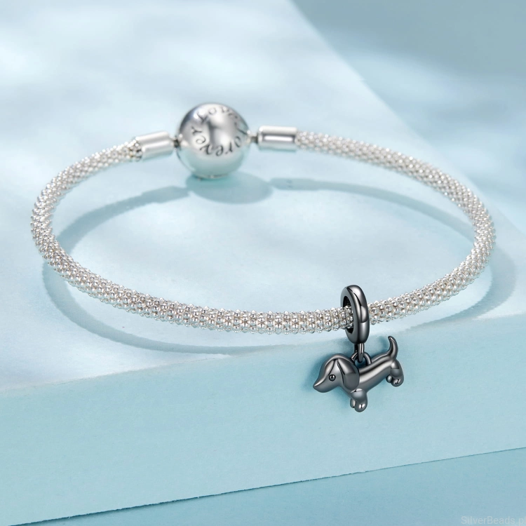 Charms ze srebra próby 925 czarny JAMNIK