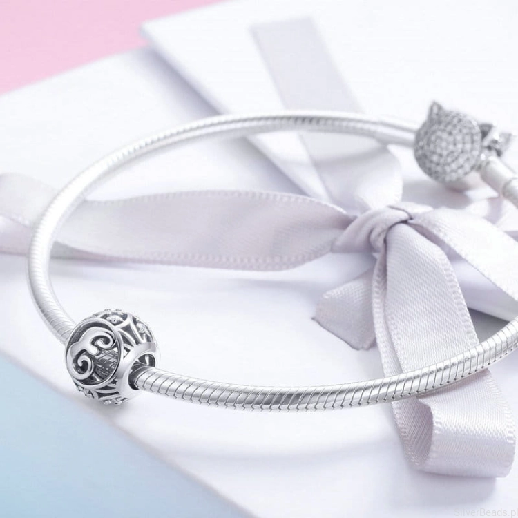litera e charms koralik g015.jpg