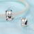 Charms „Urodzinowy Miś” – słodki symbol radości i świętowania.