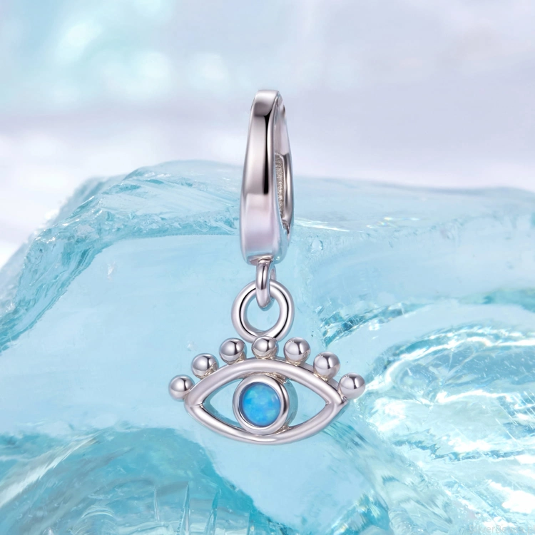 amulet oko proroka z niebieskim kamieniem