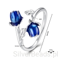 Niebieska róża w srebrze – pierścionek o magicznym charakterze.