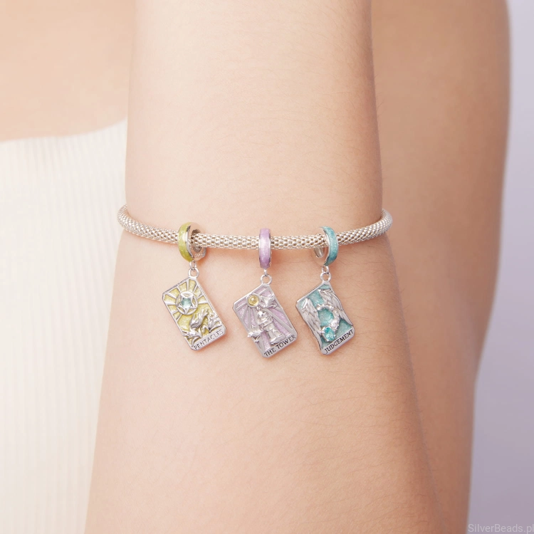 charms-tarot-z-symbolami-przemiany.jpg