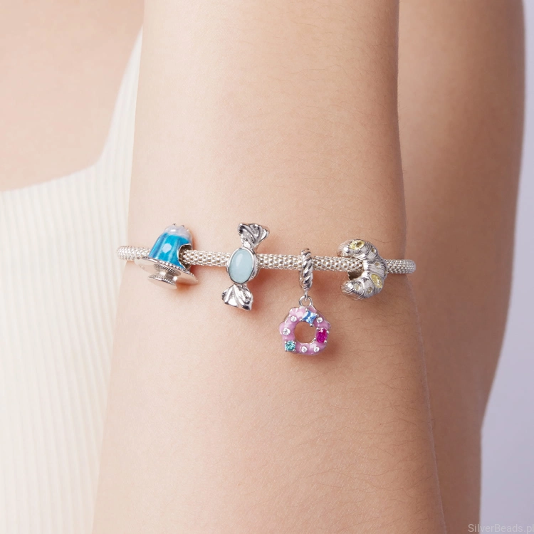 tort-charms-do-bransoletki.jpg