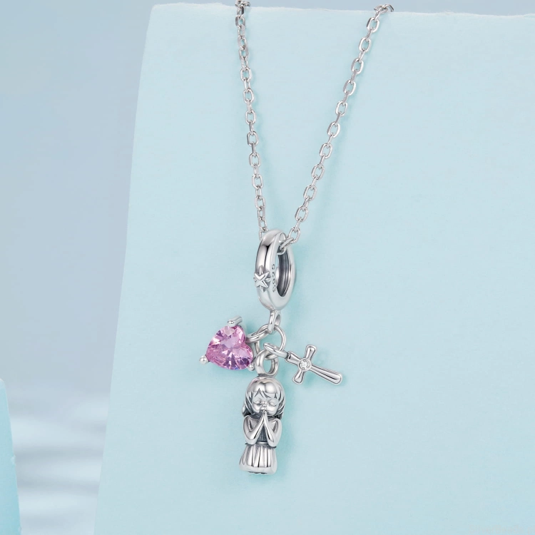 srebro925-charms-dziewczynka-modli-sie.jpg