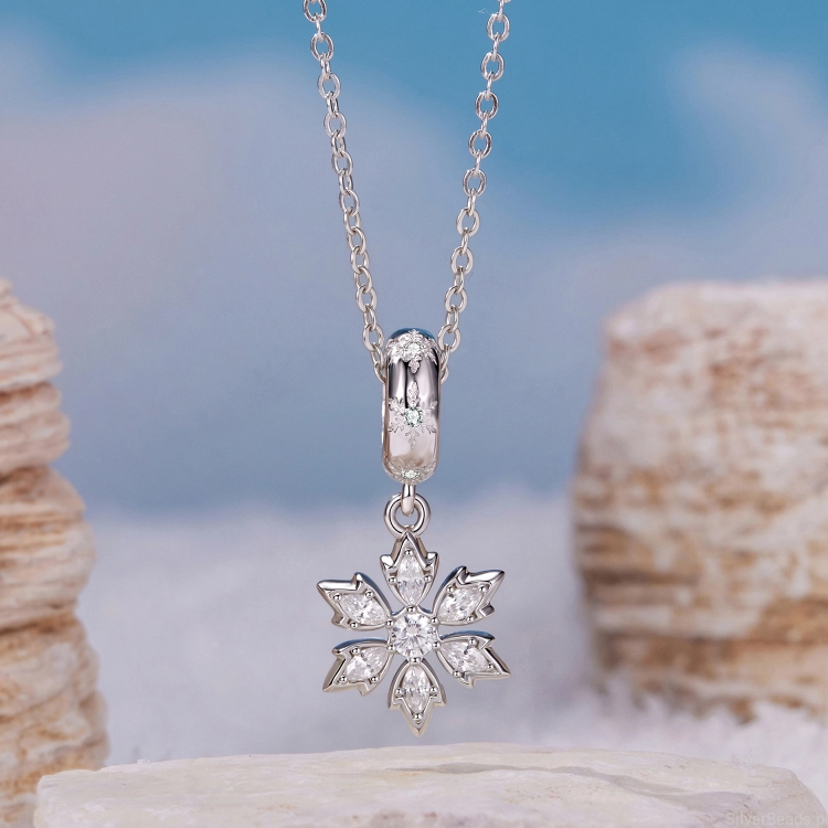 charms-sniegowy-delikatna-bizuteria.jpg