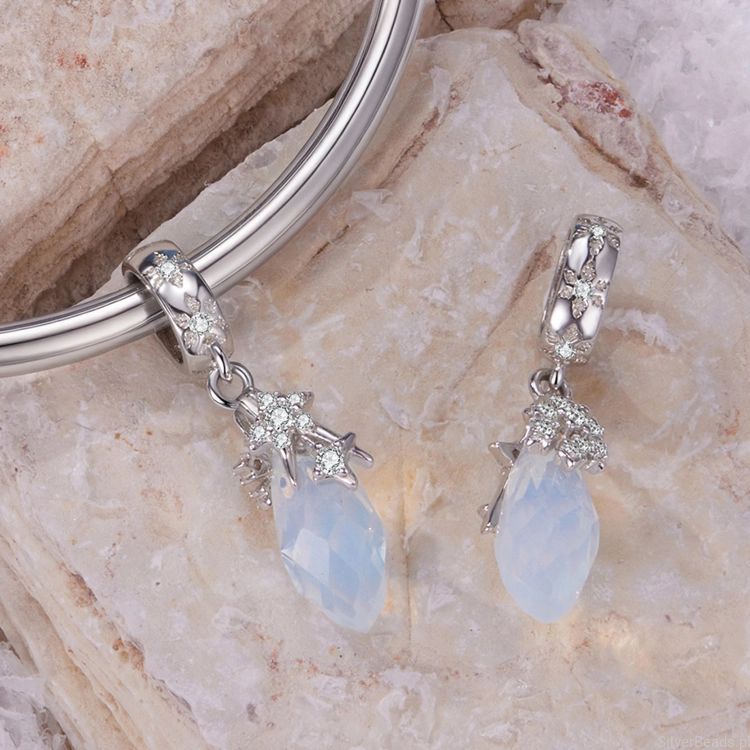 charms-srebro-lodowy-blask-elegancki.jpg