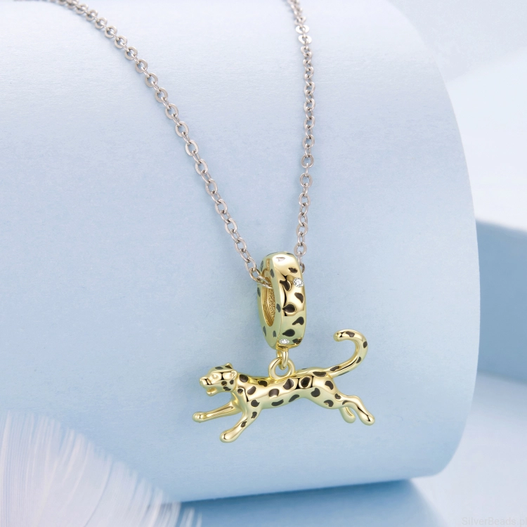 charms-pantera-ruch-dynamiczny.jpg