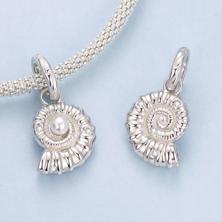 charms-srebro925-muszelka-perla.jpg