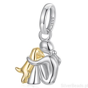 Srebrna zawieszka dziewczynka przytulająca pieska przyjaźń