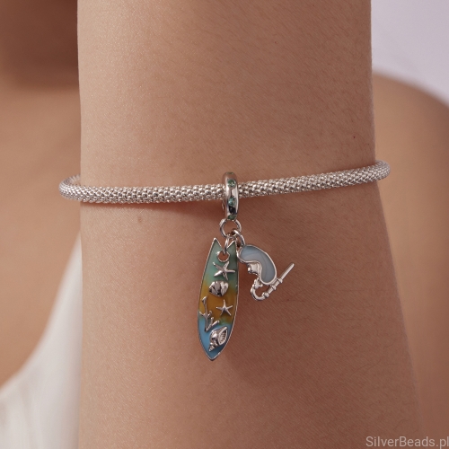 charms-z-deska-do-surfingu.jpg