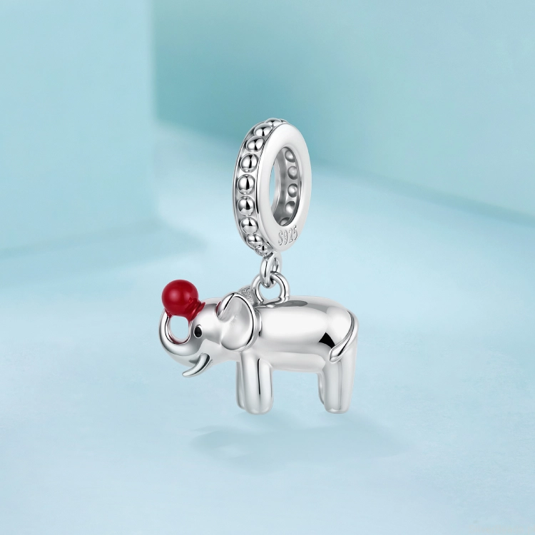 slon-z-czerwona-pilka-charms.jpg