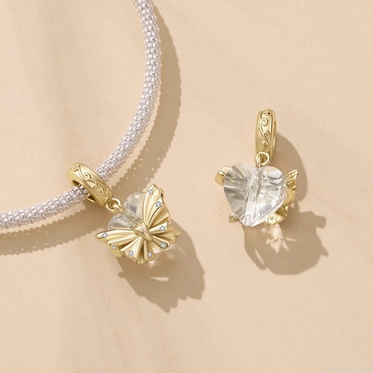 srebrny-charms-motyl-zloty.jpg